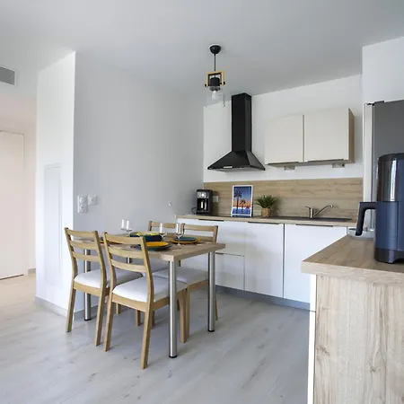 Seaside View-2 By Interhome Apartament Saint-Laurent-du-Var